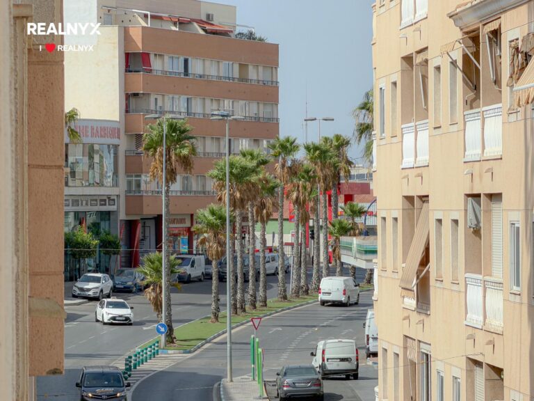 Apartmán v centru Torrevieja - 800 m od moře