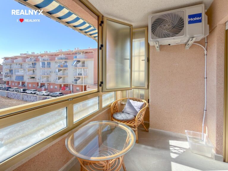 Apartmán v La Mata - 200 m od moře, 2 pokoje