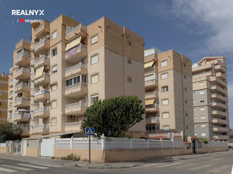 Apartmán v Nueva Torrevieja - u moře s panoramatickým výhledem