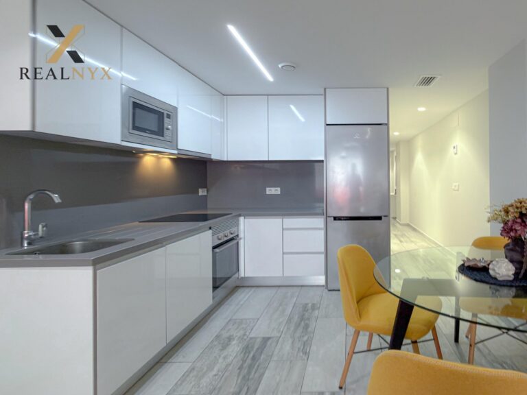 Apartmán v Playa del Cura - 500 m od moře, bazén