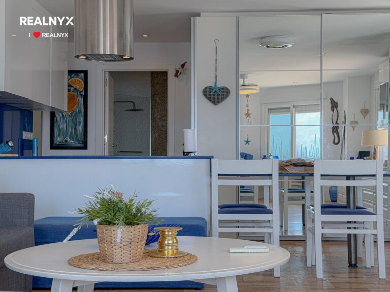Apartmán v první linii pláže Acequion - 20 m od moře