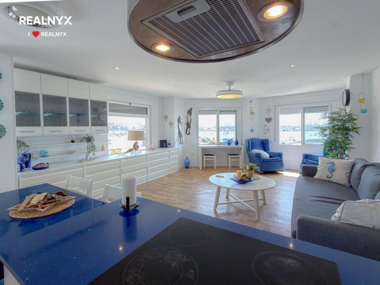 Apartmán v první linii pláže Acequion - 20 m od moře