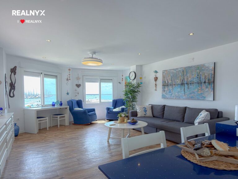 Apartmán v první linii pláže Acequion - 20 m od moře