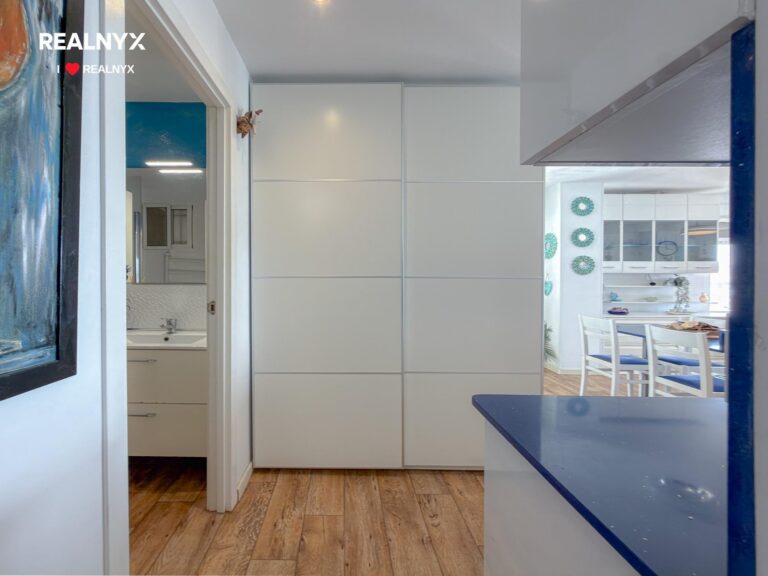 Apartmán v první linii pláže Acequion - 20 m od moře