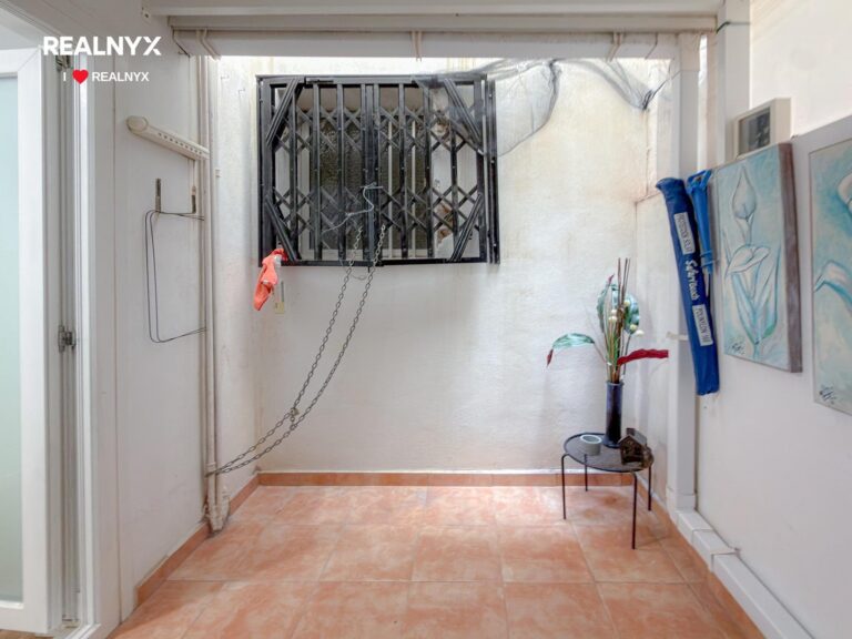 Apartmán v první linii pláže Acequion - 20 m od moře