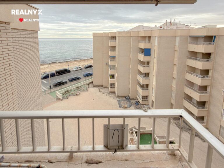 Apartmán v první linii pláže - Playa de los Locos, Torrevieja