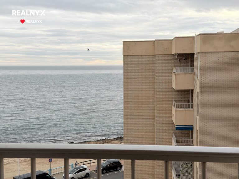 Apartmán v první linii pláže - Playa de los Locos, Torrevieja