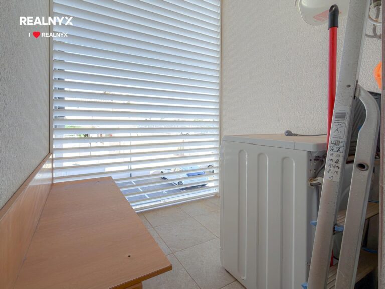 Ático v Torrevieja - obrovský sluneční terás a výhled na moře