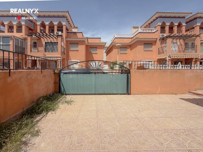 Bungalov u moře - Playa Flamenca, velká terasa a bazén