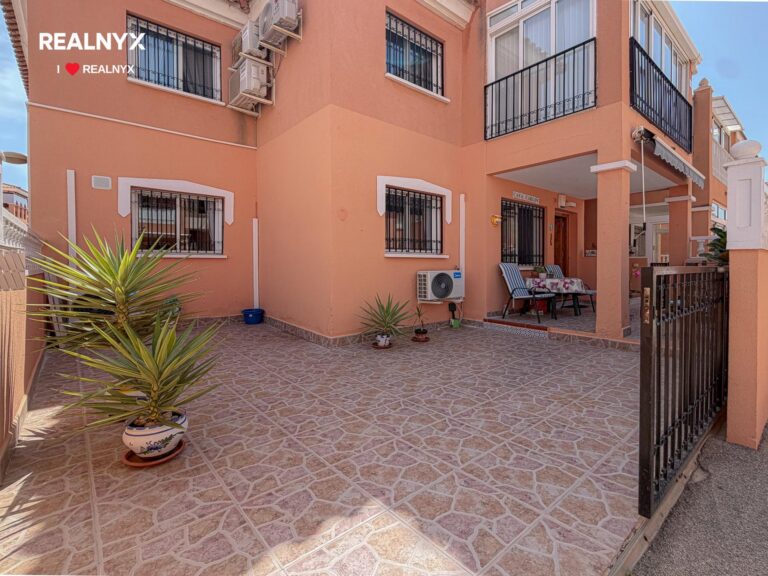 Bungalov v Playa Flamenca - 0 m od moře