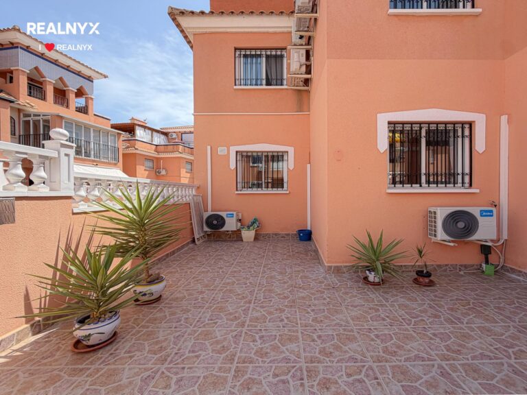 Bungalov v Playa Flamenca - 0 m od moře