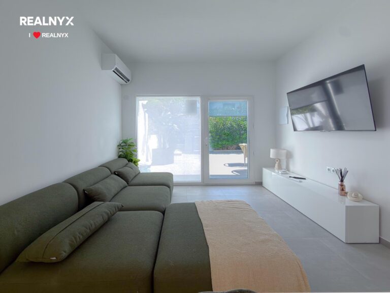 Bungalow u moře - Torrevieja, 2 ložnice a bazén