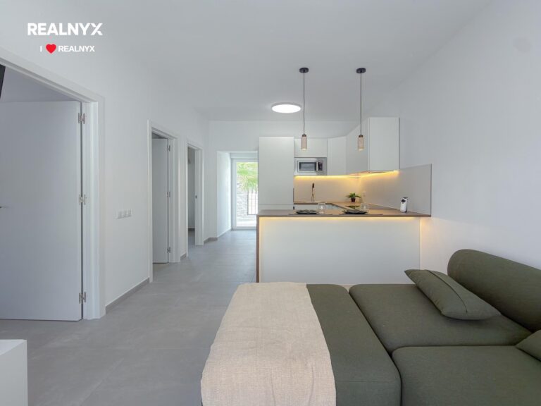 Bungalow u moře - Torrevieja, 2 ložnice a bazén