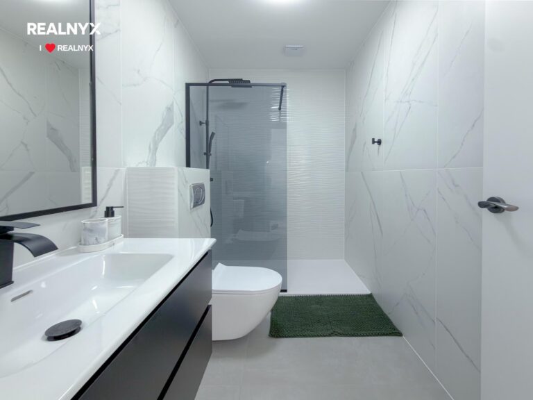 Bungalow u moře - Torrevieja, 2 ložnice a bazén