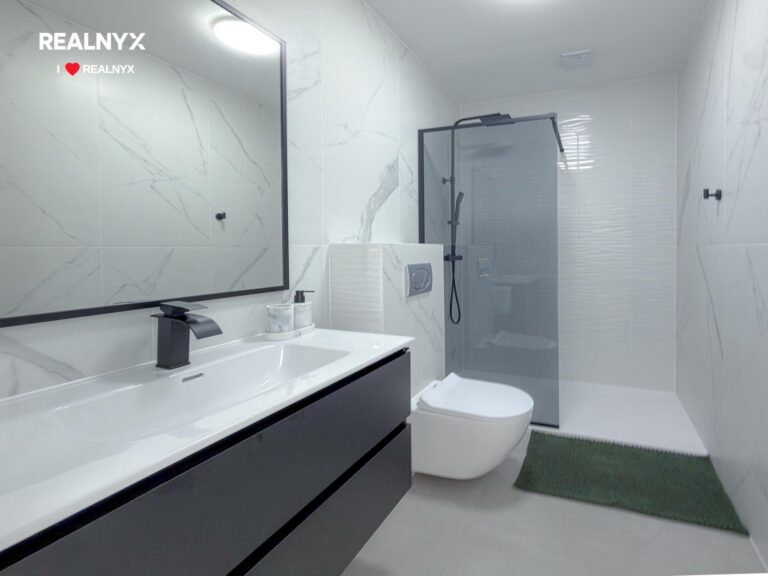 Bungalow u moře - Torrevieja, 2 ložnice a bazén