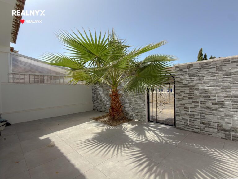 Bungalow u moře - Torrevieja, 2 ložnice a bazén