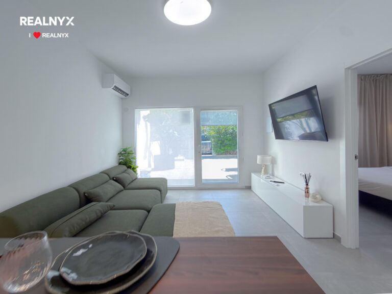 Bungalow u moře - Torrevieja, 2 ložnice a bazén