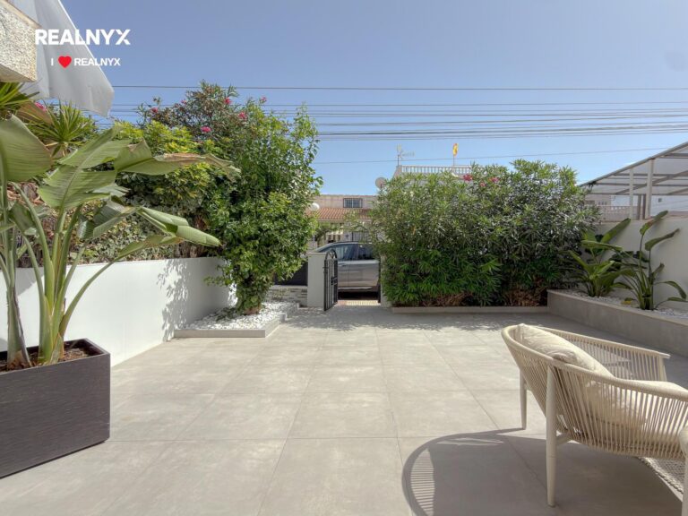 Bungalow u moře - Torrevieja, 2 ložnice a bazén