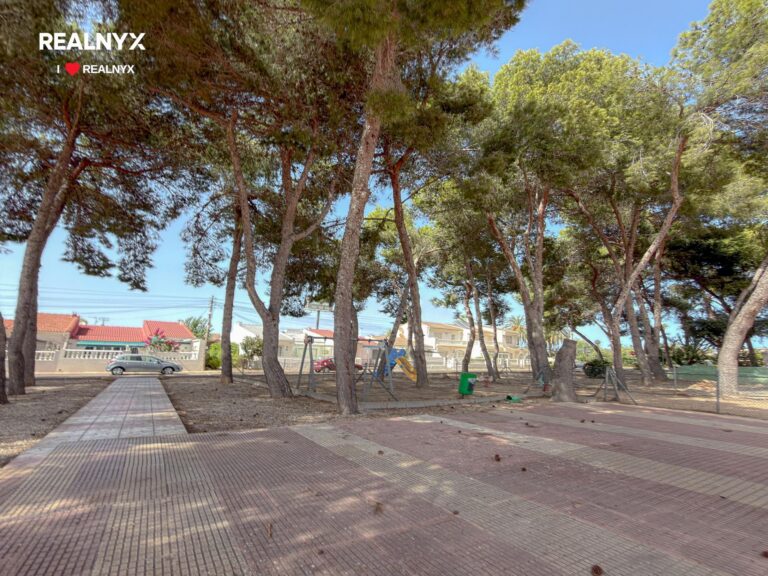 Bungalow u moře - Torrevieja, 2 ložnice a bazén
