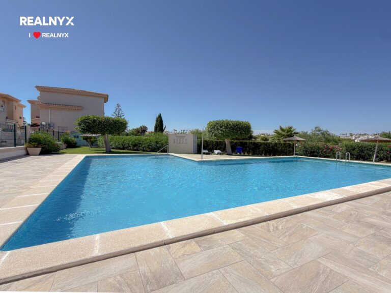 Exkluzivní chalet v La Zenia - 800 m od moře