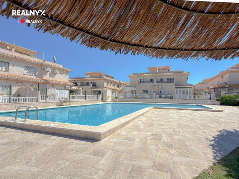 Exkluzivní chalet v La Zenia - 800 m od moře