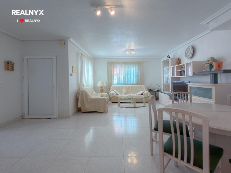 Exkluzivní chalet v La Zenia - 800 m od moře