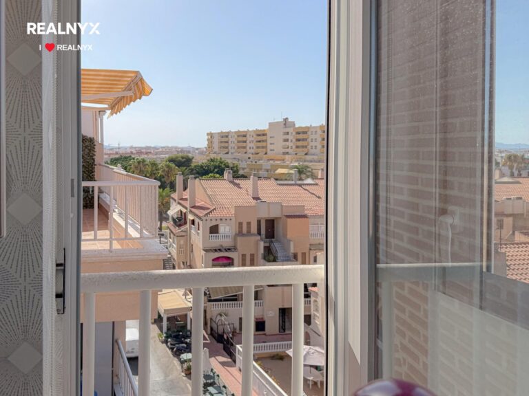 Exkluzivní podkrovní byt - Playa del Cura, Torrevieja