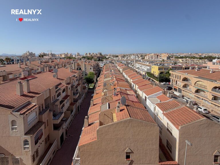 Exkluzivní podkrovní byt - Playa del Cura, Torrevieja