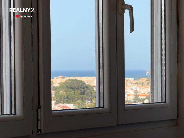 Exkluzivní podkrovní byt - Playa del Cura, Torrevieja