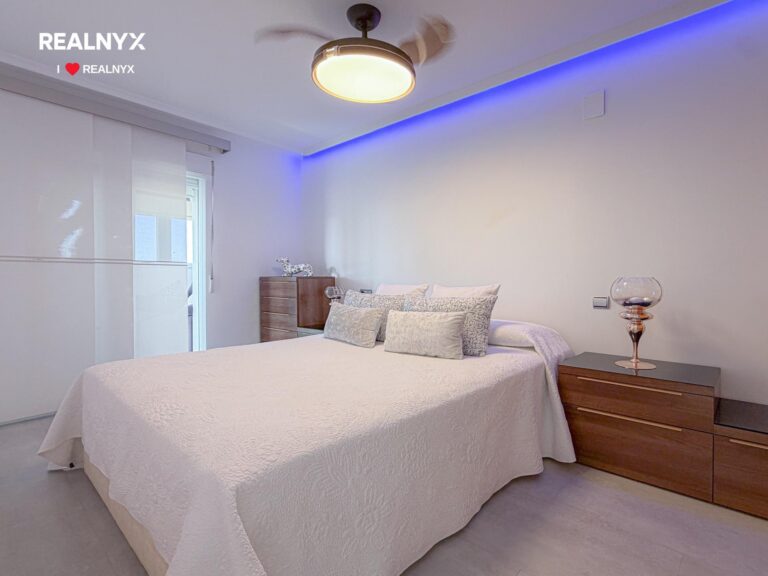 Exkluzivní podkrovní byt - Playa del Cura, Torrevieja
