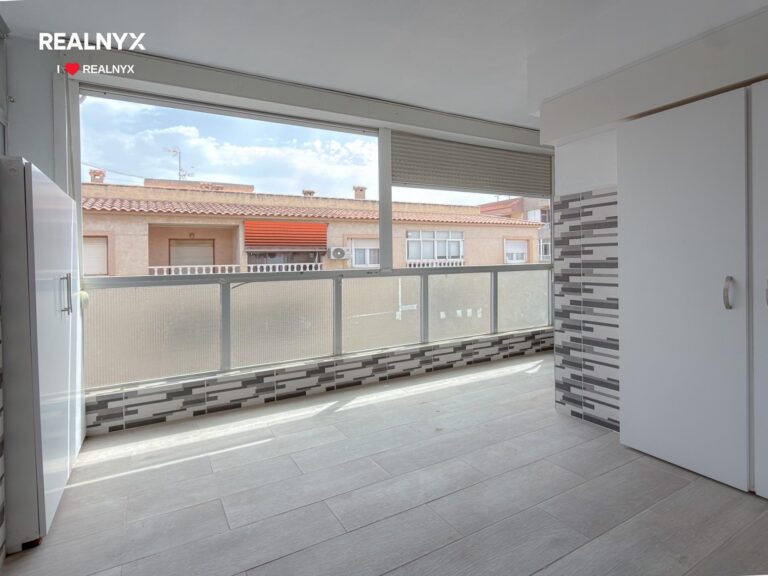 Moderní apartmán v Torrevieja - 160 m od moře