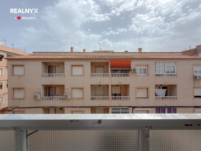 Moderní apartmán v Torrevieja - 160 m od moře