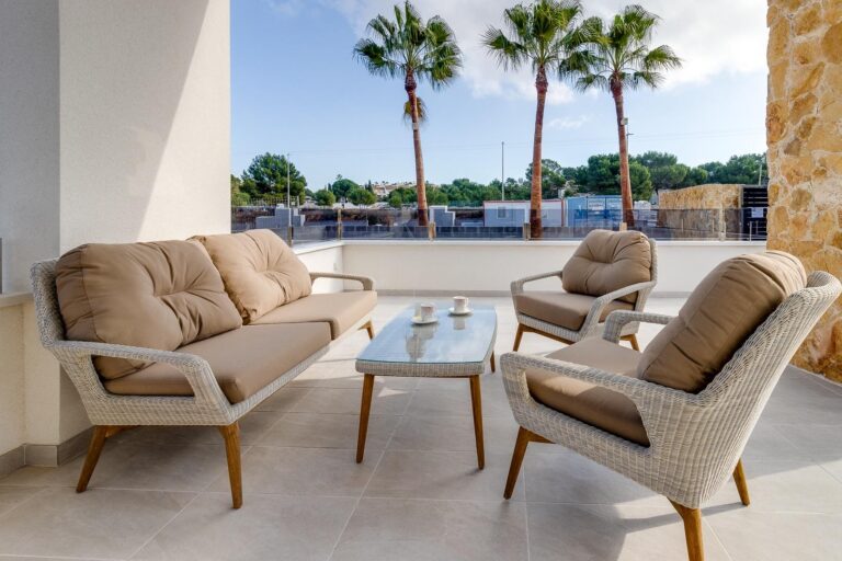 Moderní apartmány v Torrevieja - přímo u moře