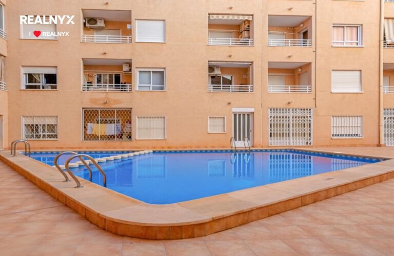 Penthouse v centru Torrevieja - výjimečný s terasou