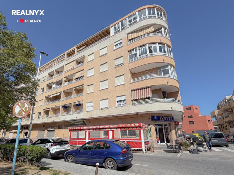 Penthouse v centru Torrevieja - výjimečný s terasou