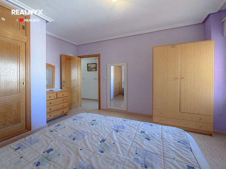 Penthouse v centru Torrevieja - výjimečný s terasou