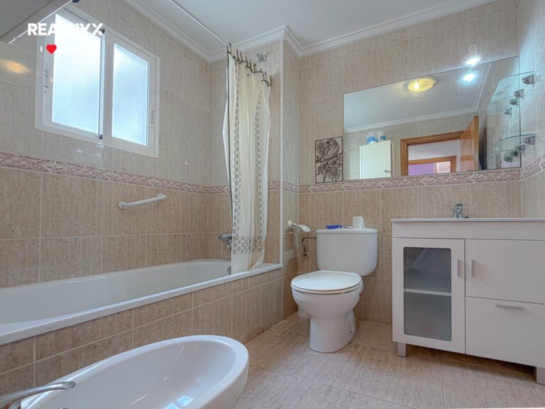 Penthouse v centru Torrevieja - výjimečný s terasou