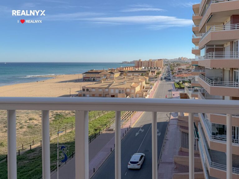 Penthouse v La Mata - 50 m od moře, úchvatné výhledy