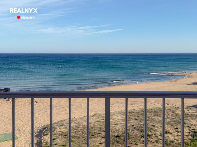 Penthouse v La Mata - 50 m od moře, úchvatné výhledy