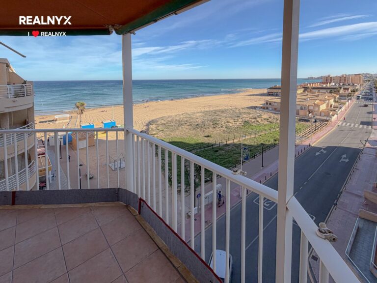 Penthouse v La Mata - 50 m od moře, úchvatné výhledy