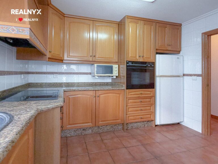 Penthouse v La Mata - 50 m od moře, úchvatné výhledy