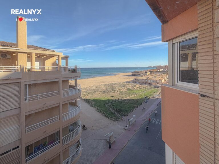 Penthouse v La Mata - 50 m od moře, úchvatné výhledy