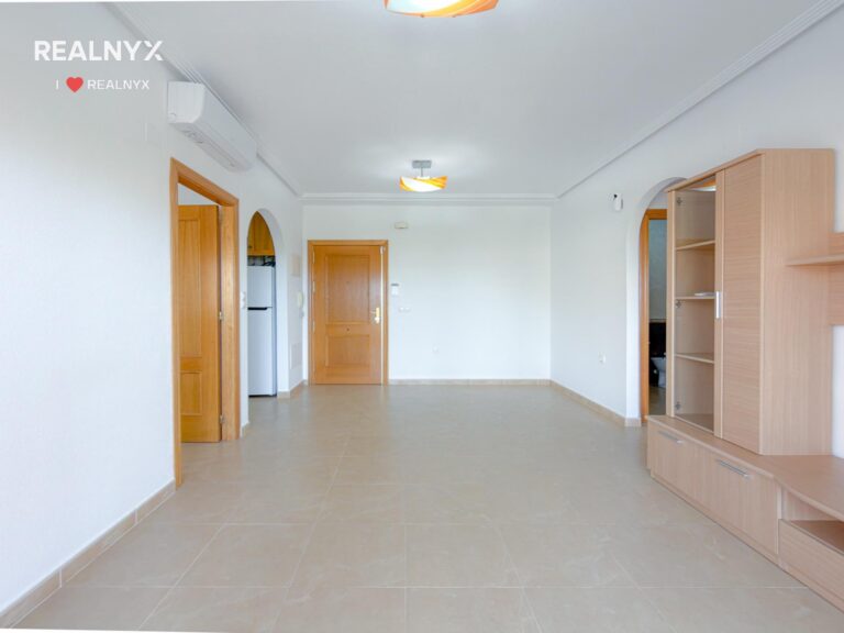 Penthouse v Torreblanca - terrasa, solarium a výhled na moře