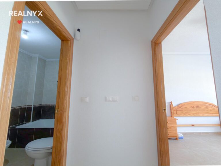 Penthouse v Torreblanca - terrasa, solarium a výhled na moře