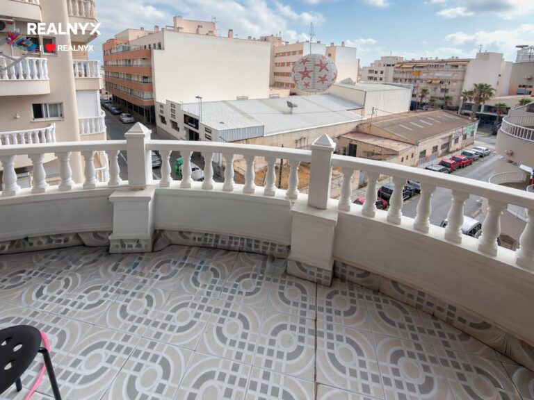 Útulný apartmán s terasou - Centro Torrevieja