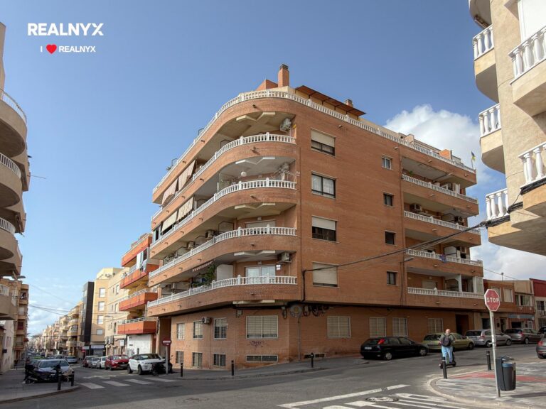 Útulný apartmán s terasou - Centro Torrevieja