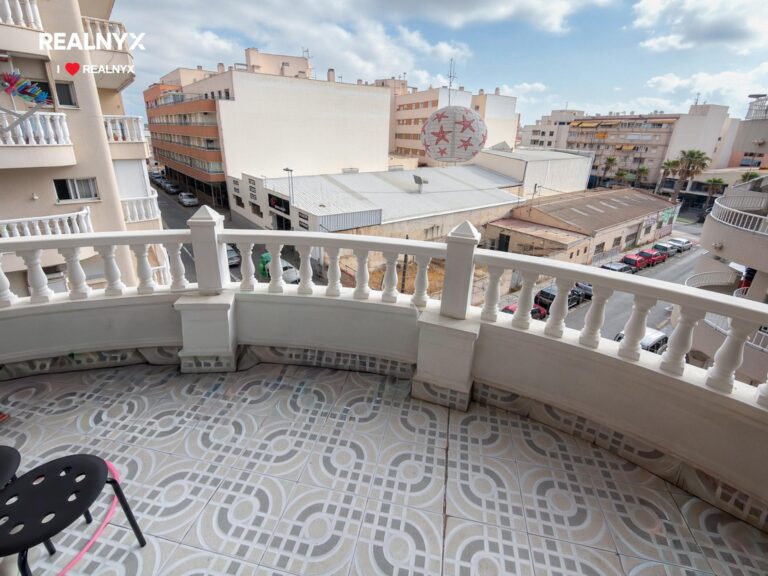 Útulný apartmán s terasou - Centro Torrevieja