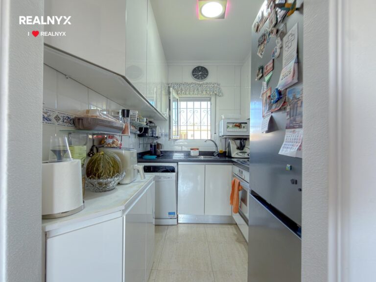 Útulný bungalow s terasou - Aguas Nuevas, Torrevieja