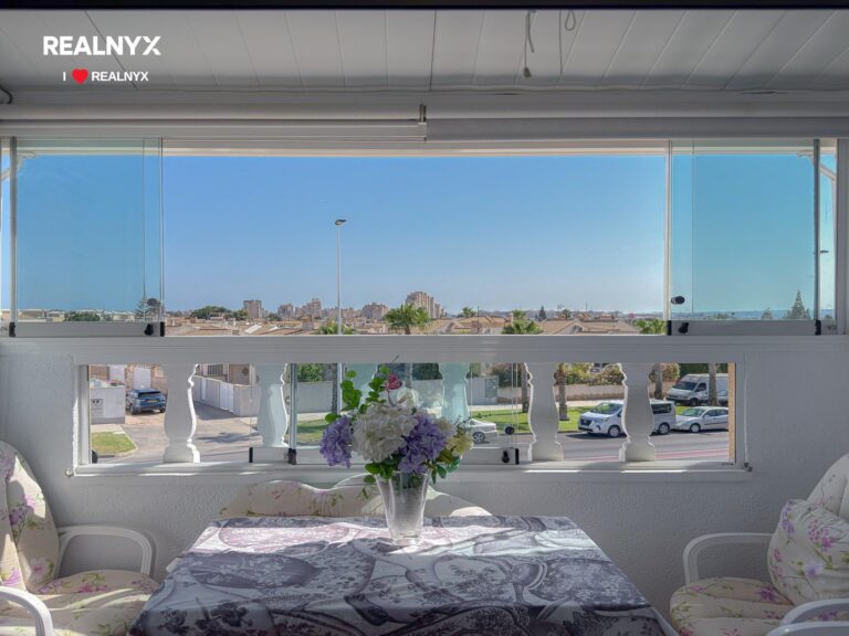 Útulný bungalow s terasou - Aguas Nuevas, Torrevieja