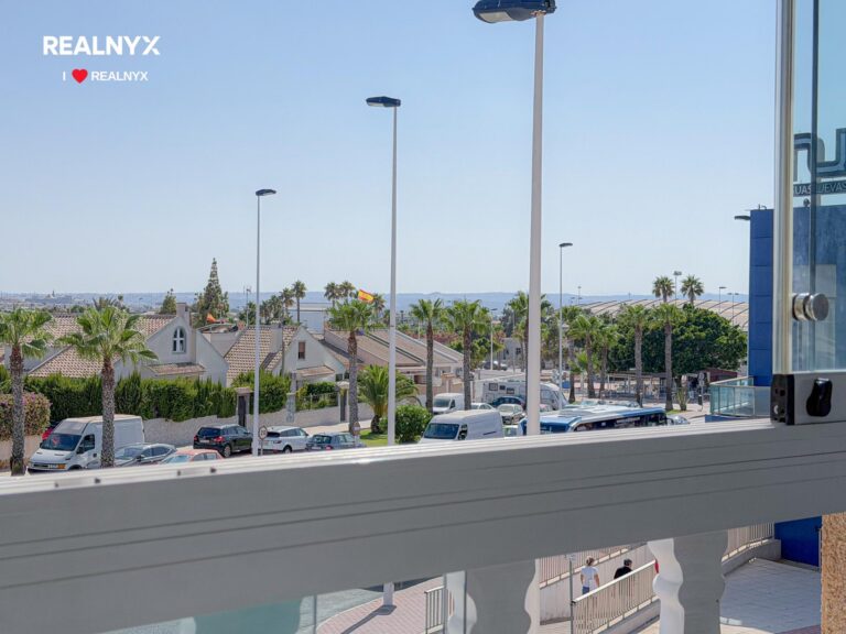 Útulný bungalow s terasou - Aguas Nuevas, Torrevieja